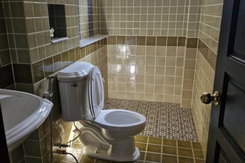 House in Hang Dong, Thailand 5 bedrooms № 153531 - photo 11