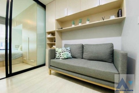 Eigentumswohnung in Huai Khwang, Bangkok, Thailand, 1 Schlafzimmer № 220083 - Foto 2