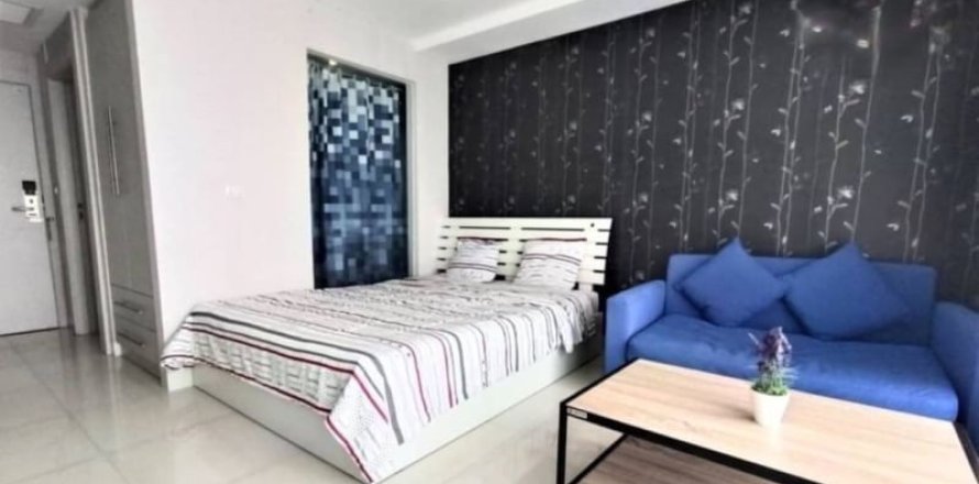 Studio dans le Condo à Pattaya, Thaïlande  № 205392