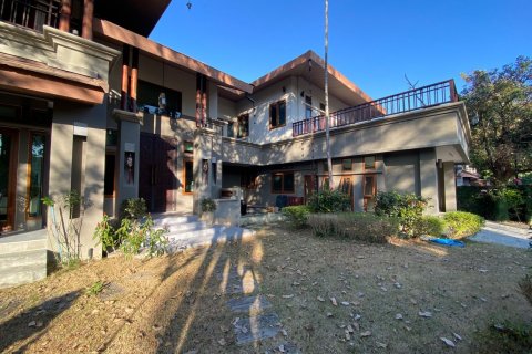 House in Chiang Mai, Thailand 4 bedrooms № 119927 - photo 4