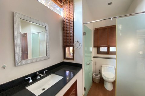 House in Chiang Mai, Thailand 4 bedrooms № 119927 - photo 12