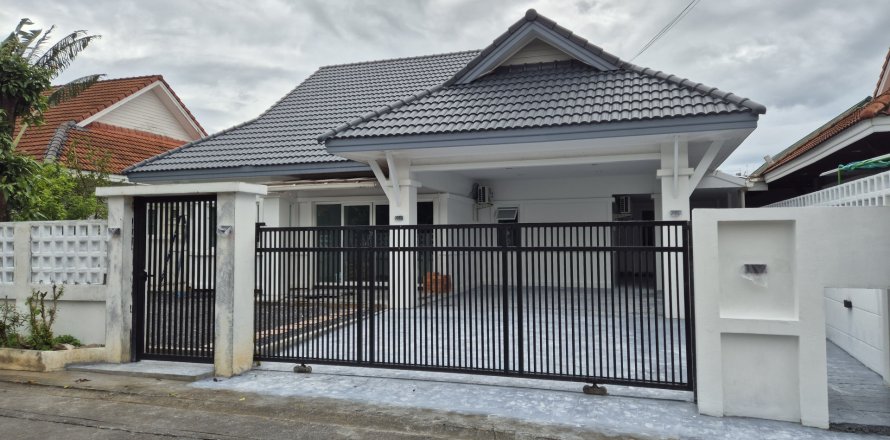 House in Phuket, Thailand 3 bedrooms № 149473