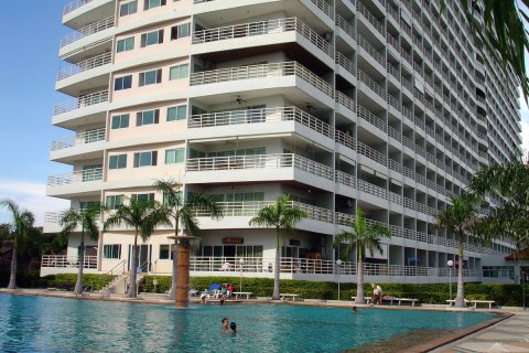 Studio in the Condo on Jomtien Beach, Pattaya, Thailand № 204054 - photo 11