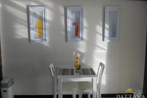 Studio dans le Condo à Pattaya, Thaïlande  № 204053 - photo 7