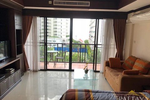 Studio dans le Condo à Pattaya, Thaïlande  № 204053 - photo 5