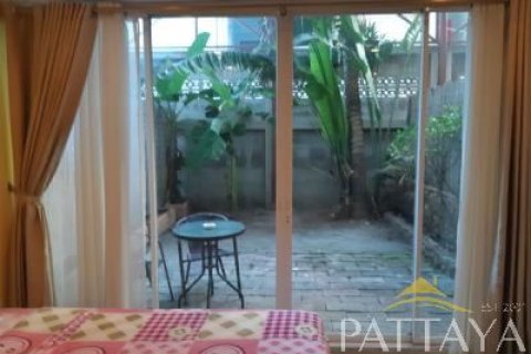 Condo on Jomtien Beach, Pattaya, Thailand, 1 bedroom  № 204048 - photo 4