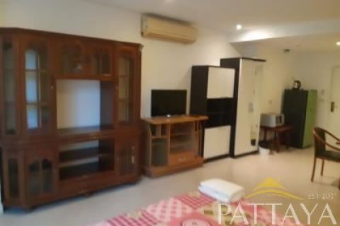 Condo on Jomtien Beach, Pattaya, Thailand, 1 bedroom  № 204048 - photo 3