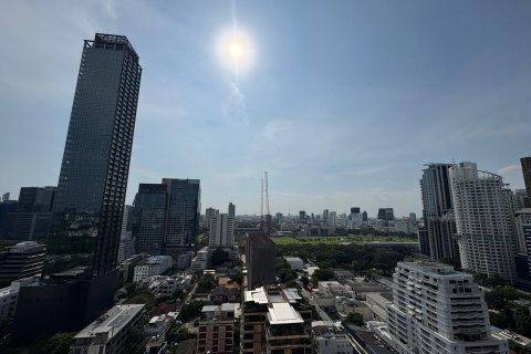 Кондоминиум с 2 спальнями в Патхум Ване, Бангкок, Таиланд № 151732 - фото 12