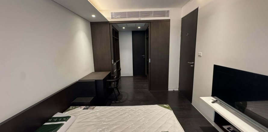 Condo in Watthana, Bangkok, Thailand, 2 bedrooms  № 151734