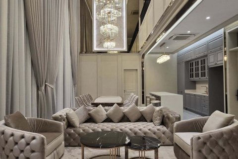 Дом в Бангкапи, Бангкок, Таиланд с 4 спальнями  № 151735 - фото 2