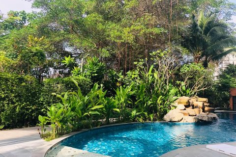Apartamento de 2 habitaciones en Pattaya, Tailandia № 172524 - foto 7