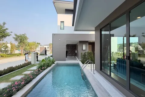 Casa de 4 dormitorios en Pattaya, Tailandia № 211282 - foto 18