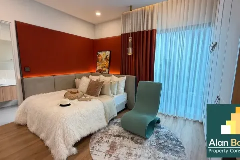 Casa de 4 dormitorios en Pattaya, Tailandia № 211282 - foto 9