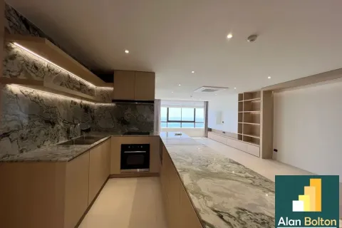 Condominio de 2 dormitorios en Jomtien Beach, Pattaya, Tailandia № 211281 - foto 13