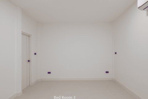 Дом в Лат Пхрау, Бангкок, Таиланд с 3 спальнями № 156867 - фото 11