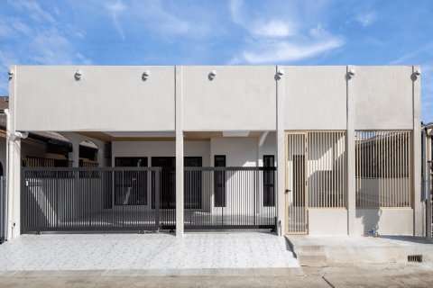 House in Lat Phrao, Bangkok, Thailand 3 bedrooms № 156867