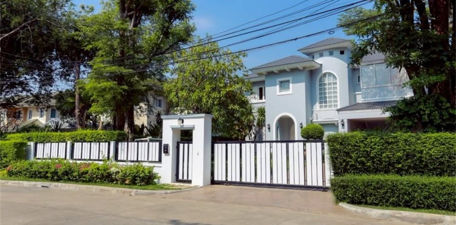 บ้านในกรุงเทพฯ, ประเทศไทย 4 ห้องนอน № 189157
