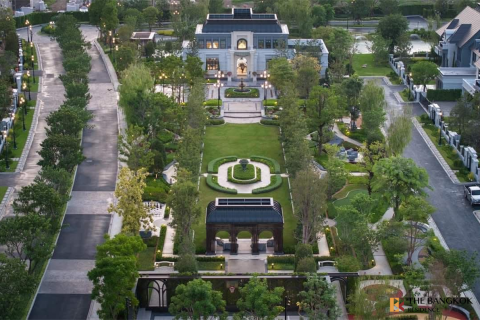 House in Bangkok, Thailand 4 bedrooms № 189159