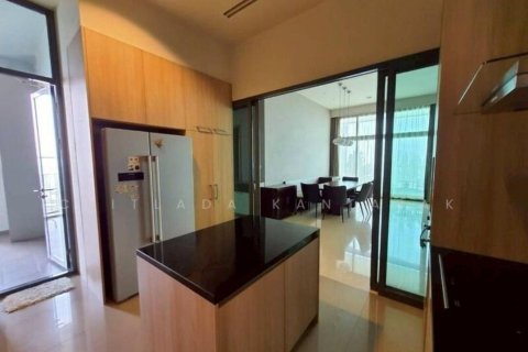 Condo à Sathon, Bangkok, Thaïlande, 4 chambres  № 154212 - photo 4