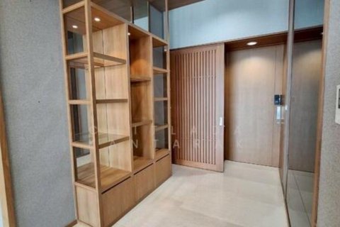 Condo à Sathon, Bangkok, Thaïlande, 4 chambres  № 154212 - photo 12