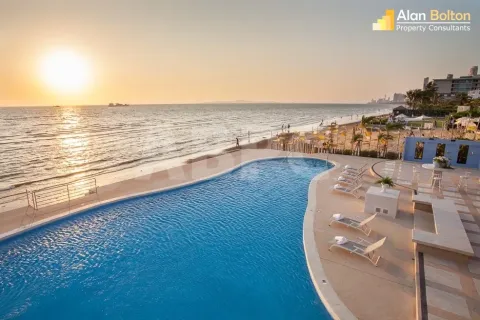 Condo in Pattaya, Thailand, 3 bedrooms № 210707