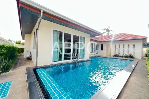 Maison à Pattaya, Thaïlande 4 chambres № 210710