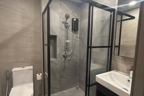 Condo à Chatuchak, Bangkok, Thaïlande, 2 chambres  № 172728 - photo 6