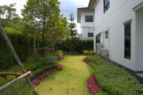 House in Phuket, Thailand 4 bedrooms № 172729 - photo 10