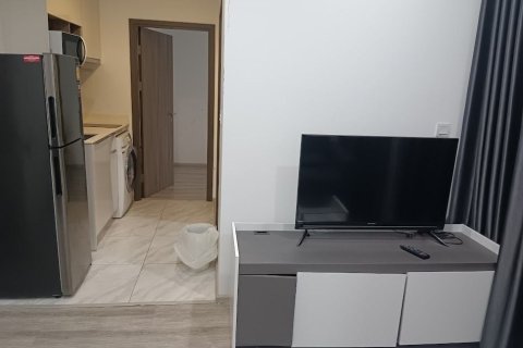 Studio dans le Condo à Huai Khwang, Bangkok, Thaïlande  № 149956 - photo 4