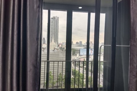 Studio dans le Condo à Huai Khwang, Bangkok, Thaïlande  № 149956 - photo 5