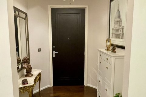 Condo in Watthana, Bangkok, Thailand, 3 bedrooms  № 149958 - photo 8