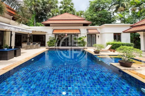 Villa in Bang Tao, Thailand 5 bedrooms № 190663