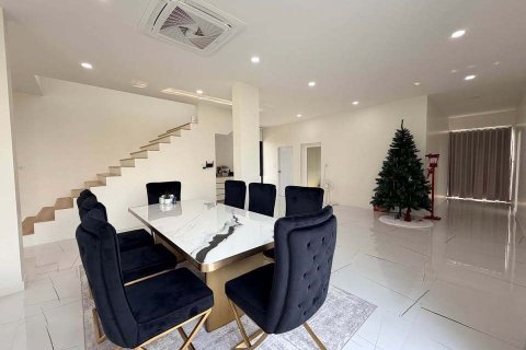 Дом в Чиангмае, Таиланд с 4 спальнями № 167313 - фото 8