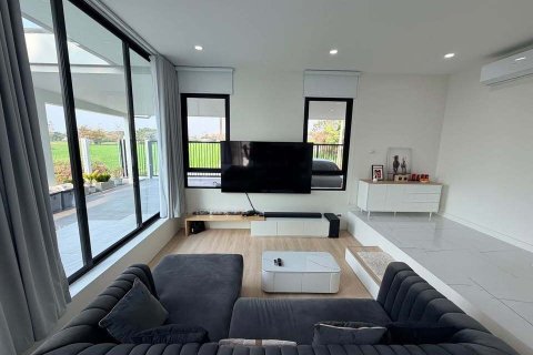 Дом в Чиангмае, Таиланд с 4 спальнями № 167313 - фото 3