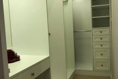 Condo in Khlong Toei, Bangkok, Thailand, 2 bedrooms  № 169049 - photo 4