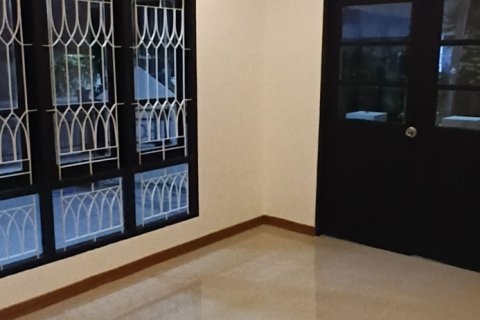 Maison à Pak Kret, Thaïlande 5 chambres № 169054 - photo 10