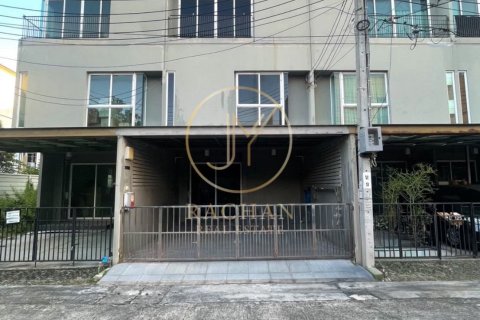 Townhouse in Pak Kret, Thailand 3 bedrooms № 169050