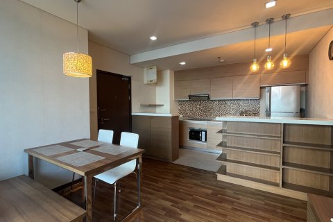 Condo in Watthana, Bangkok, Thailand, 2 bedrooms № 201197 - photo 8