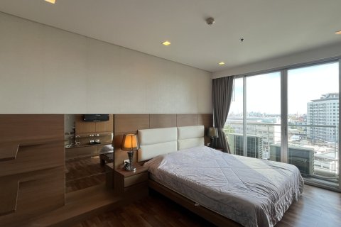 Condo in Watthana, Bangkok, Thailand, 2 bedrooms № 201197 - photo 11