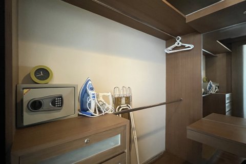 Condo in Watthana, Bangkok, Thailand, 2 bedrooms № 201197 - photo 5