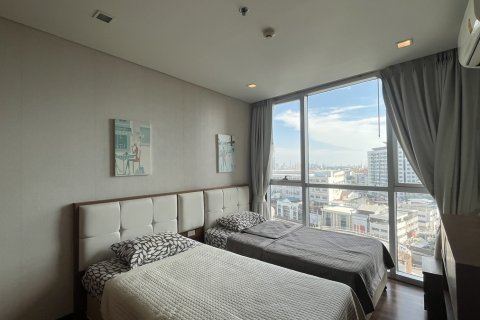 Condo in Watthana, Bangkok, Thailand, 2 bedrooms № 201197 - photo 6