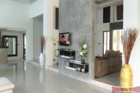 House in Wichit, Thailand 5 bedrooms № 202453 - photo 5