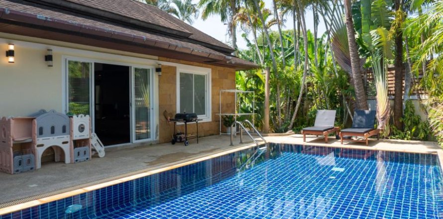 Villa in Rawai, Thailand 3 bedrooms № 202454