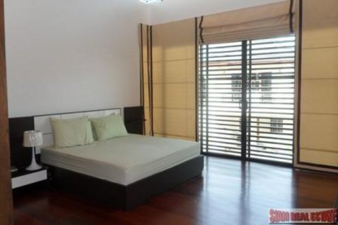 House in Phuket, Thailand 3 bedrooms № 202451 - photo 2