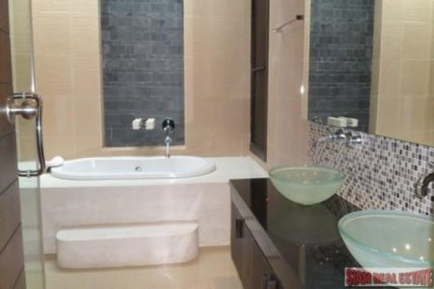 House in Phuket, Thailand 3 bedrooms № 202451 - photo 5