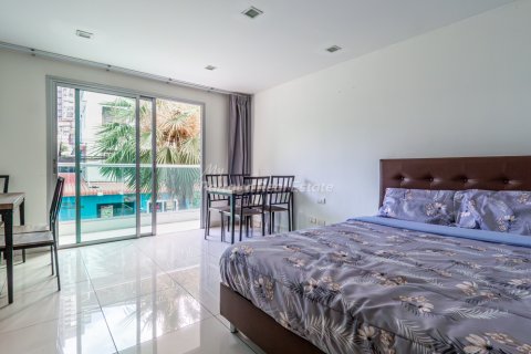 Studio dans le Condo à Pattaya, Thaïlande  № 205060 - photo 3