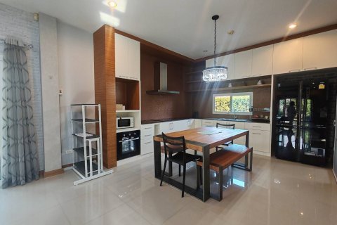 Дом в Ханг Донге, Таиланд с 4 спальнями  № 163488 - фото 12