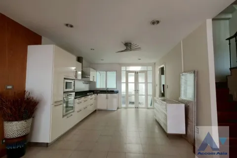 Haus in Watthana, Bangkok, Thailand 4 Schlafzimmer № 214844 - Foto 16
