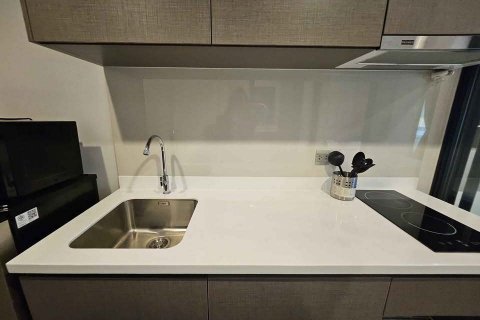 Studio in the Condo in Chatuchak, Bangkok, Thailand  № 141705 - photo 5