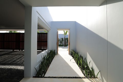 Villa in Phuket, Thailand 4 bedrooms № 140690 - photo 13
